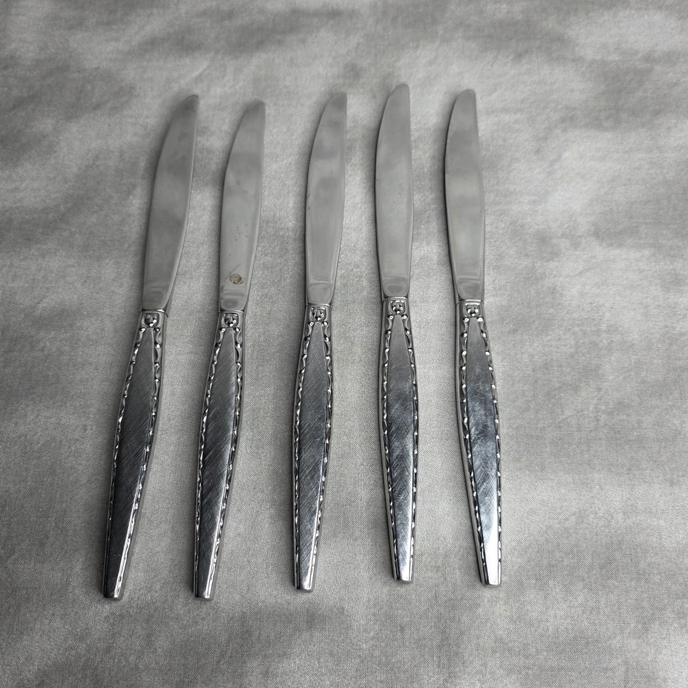 Oneida VENETIA Community Stainless Steel 9 1/8" DINNER KNIVES Vintage - LOT OF 5